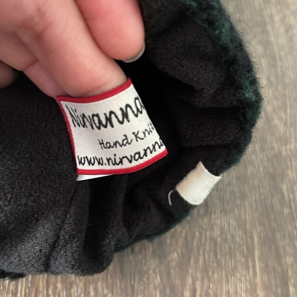 Nirvanna Designs Wool Blend Pom Pom Beanie - Picture 5 of 6